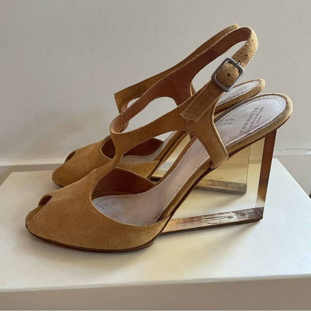 Martin Margiela M22 peep toe Perspex lucite wedge heels in beige suede.